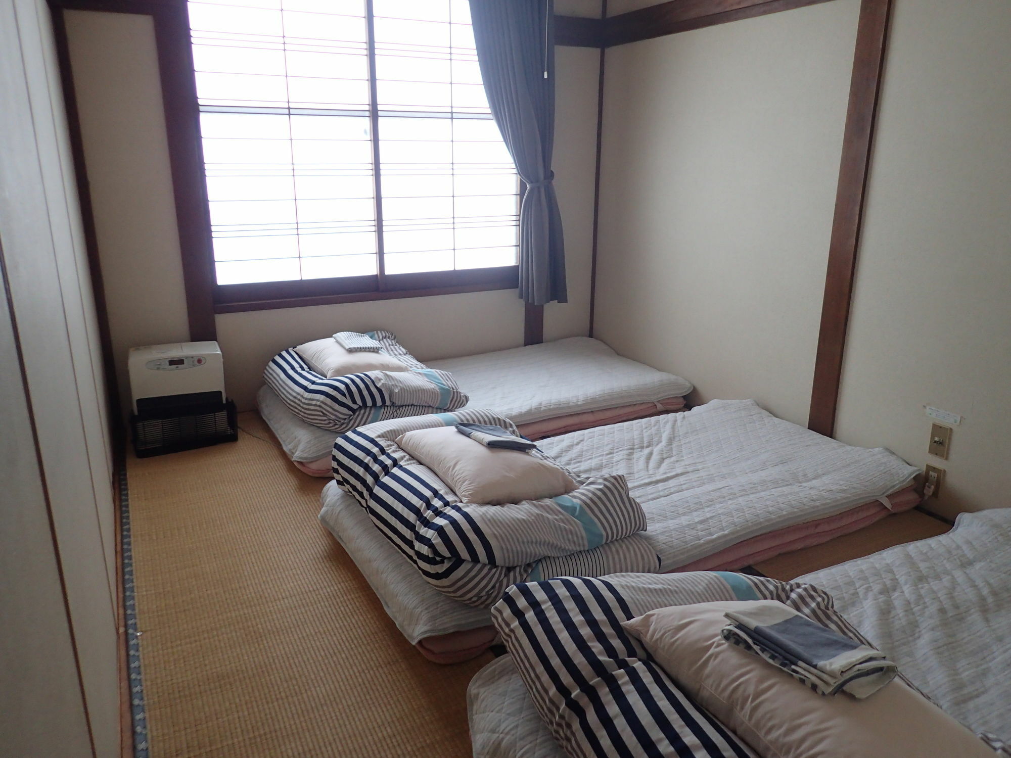 Guest House Shikotsu Kamui تشيتوسي المظهر الخارجي الصورة